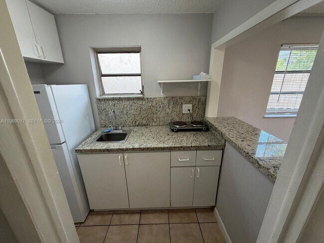 Photo - 260 NW 48th Ct Unidad 262