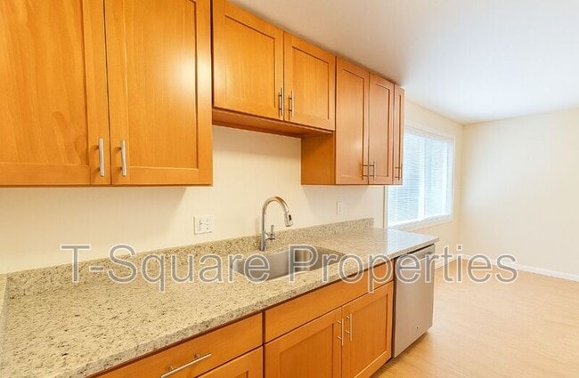 Photo - 325 5th Ave S