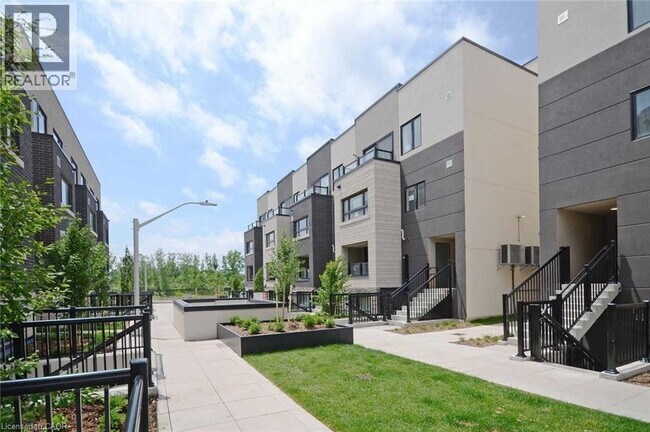 Photo - 1135 Cooke Blvd.