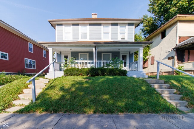 Building Photo - 614 N Temple Ave