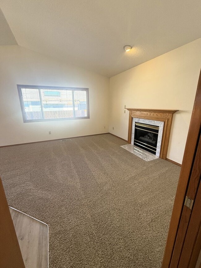 Photo - Updated 3B/2Ba Ranch in Five Corners!
