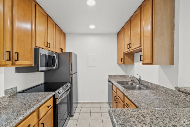Building Photo - 7765 W 91st St Unit A2125 Rental