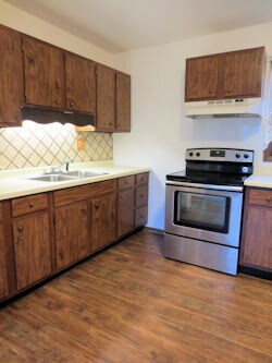 Unit 3 Kitchen with Modern Appliances - 300 Ashland St Unit 3