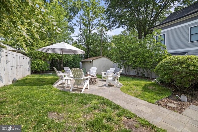 Photo - 102 E Linden St