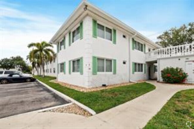 Building Photo - 1801 NE 62nd St Unit 130 Rental