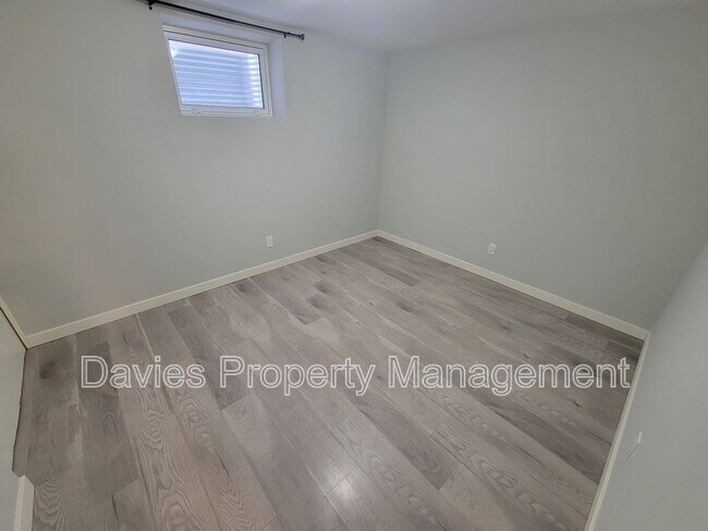 Photo - 8510-8152 152 St NW