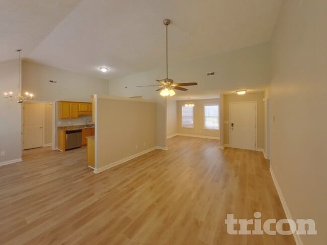 Photo - 1024 Stratus Dr