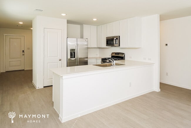 Photo - 10204 Bridgton Mill