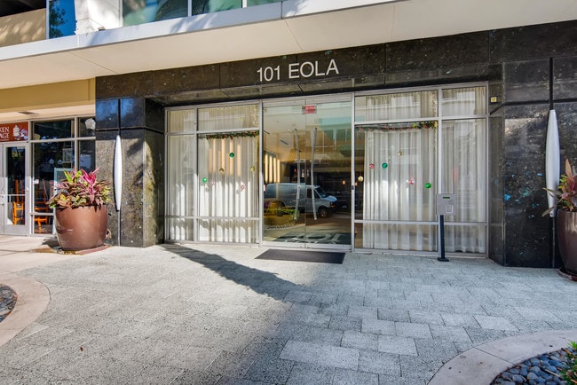101 Eola Condominiums