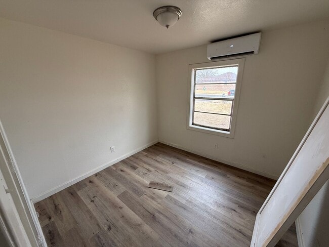 Photo - 3 Bedroom 1 Bath House