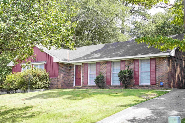 Building Photo - 4100 King Arthur Pl Rental