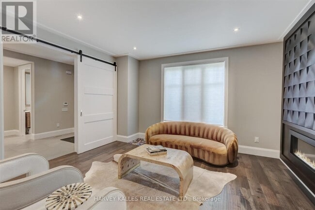 Photo - 366 Galt Ave