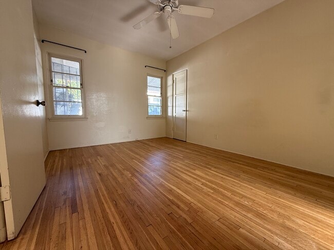 Photo - 6627 Farmdale Ave Unit 6627 Farmdale Ave