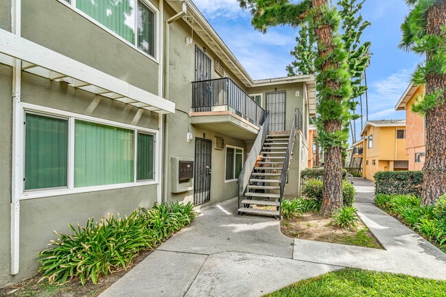 Photo - 10023 Sepulveda Blvd Unit Apt D