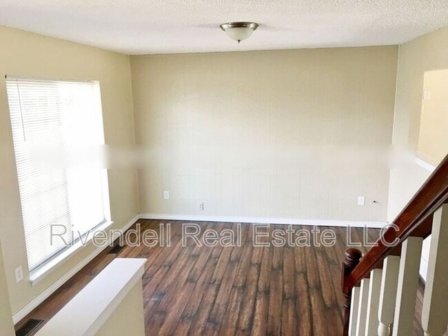 Photo - 2295 S Norfolk St