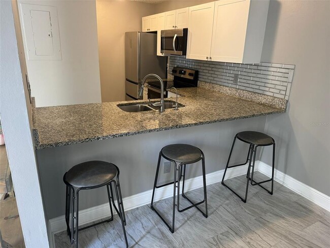 Photo - 1030 Abada Ct NE