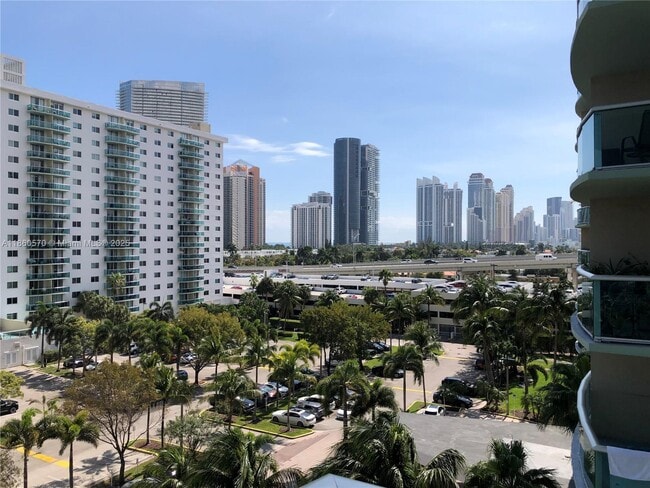 Photo - 19390 Collins Ave Unit 724