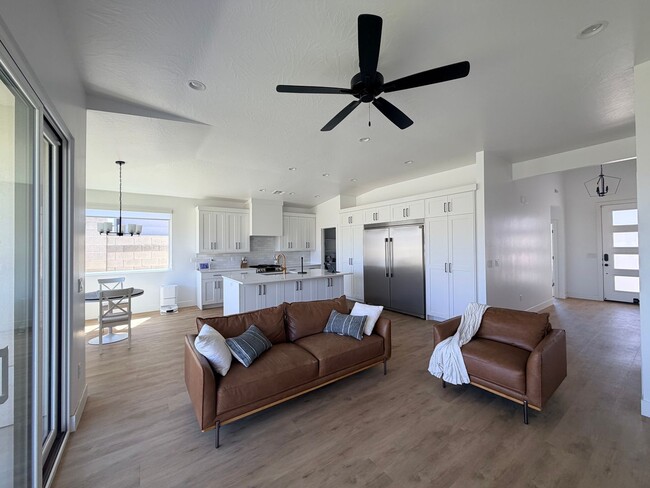 Photo - 3 Bedroom, 2 bath home.