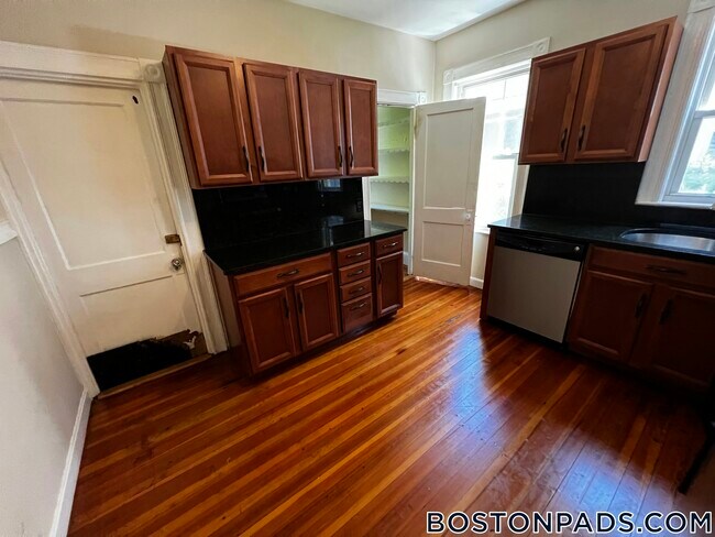 Photo - 11 Fairfield St Unit 1