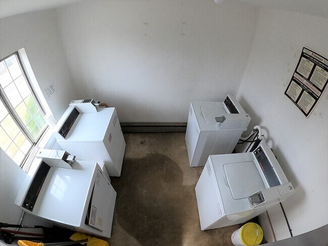 Photo - Maple Street East Apartments