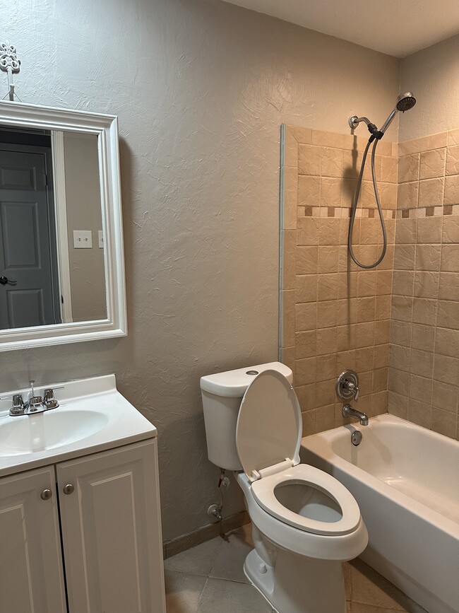 Photo - 14855 Easingwold Dr