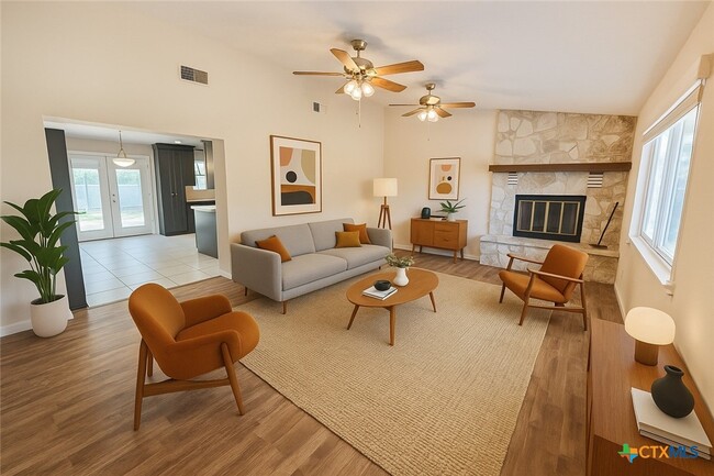 Photo - 103 Crestview Dr