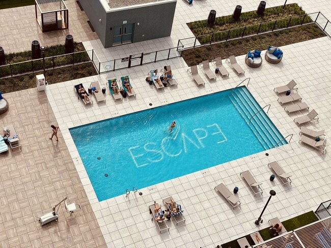 Escape - Escape Apartments