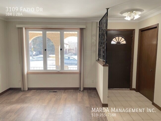 Photo - SPACIOUS 3 BED 2 BATH HOME IN GREAT SOUTH WINDSOR + UTILITIES!