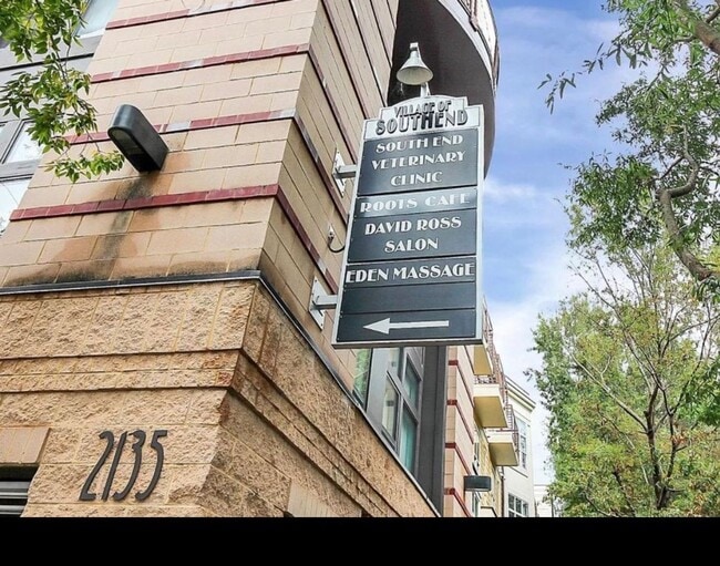 Building Photo - 2125 Southend Dr Unit 238