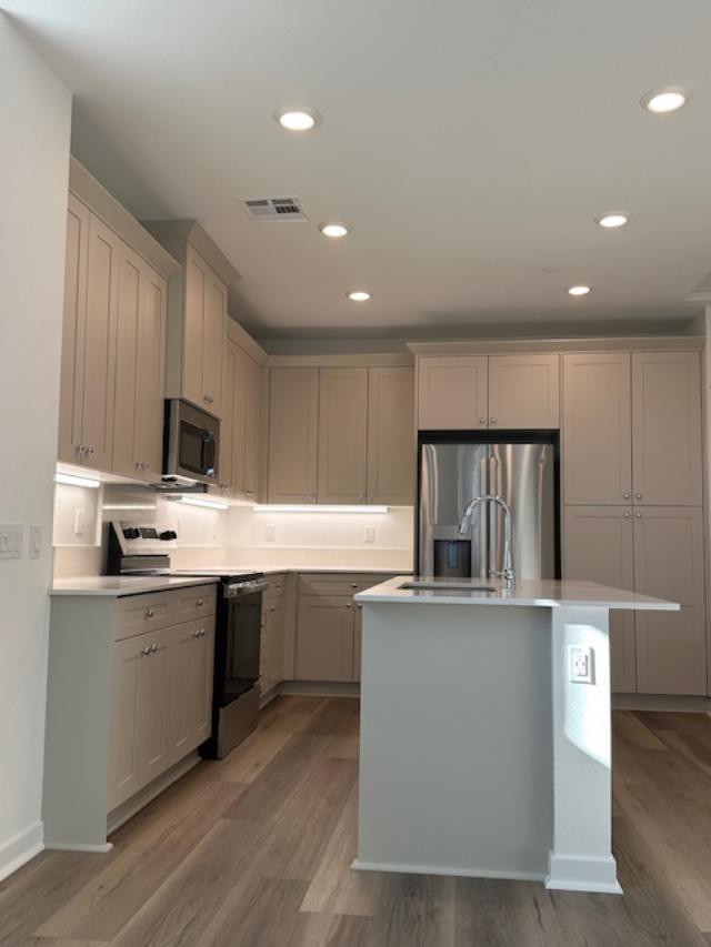 Photo - 9423 Sepulveda Blvd