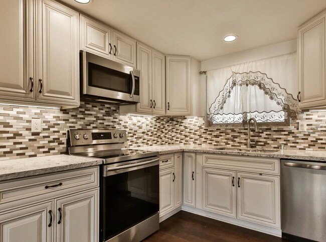 Photo - 4095 Bonita Rd Unidad #105 Rental