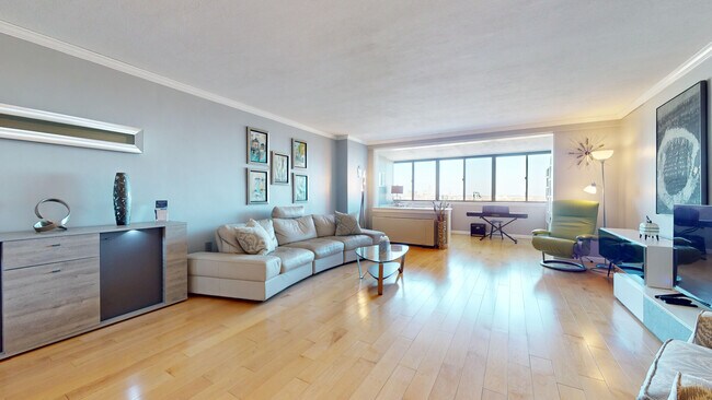 Photo - 10 Whittier Pl Unit 3