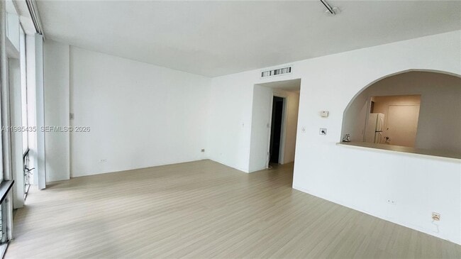 Photo - 1408 Brickell Bay Dr Unit 916