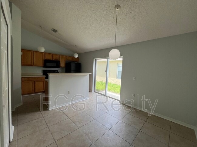 Photo - 2049 Whispering Trails Blvd