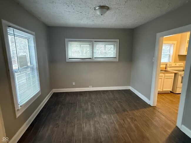 Photo - 1522 N Tacoma Ave