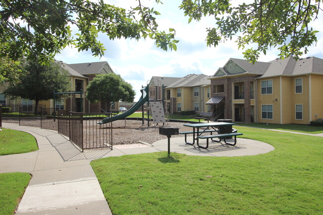 Culver Crossing Apartments - Commerce, TX | ForRent.com