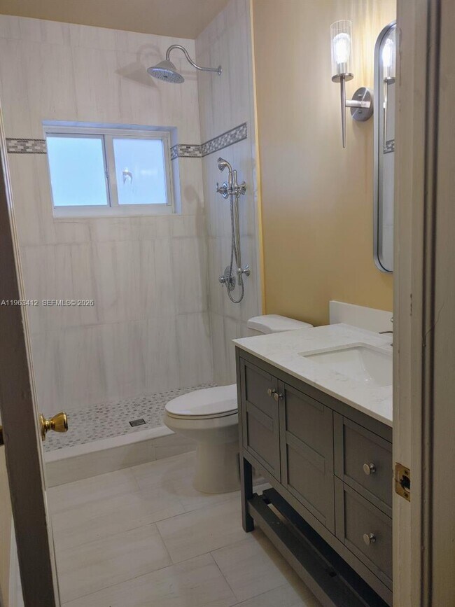 Photo - 630 SW 25th Rd