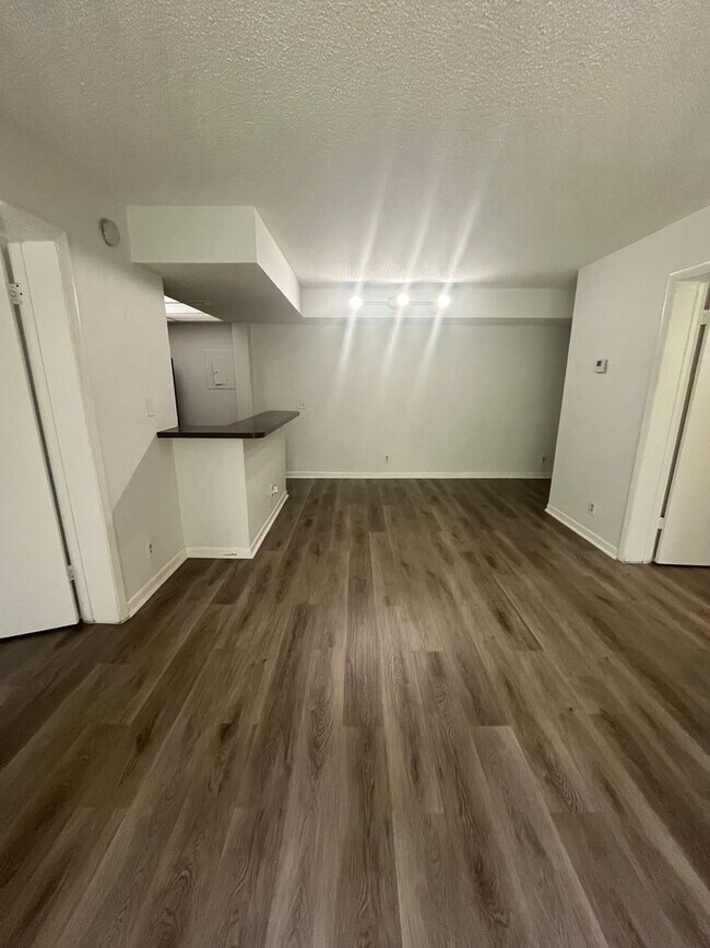 724 Executive Center Dr Unidad 38