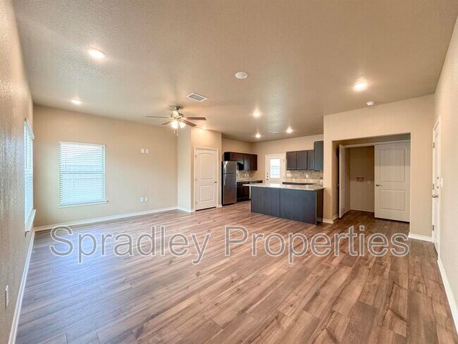 Building Photo - 1040A Hibiscus Dr Rental