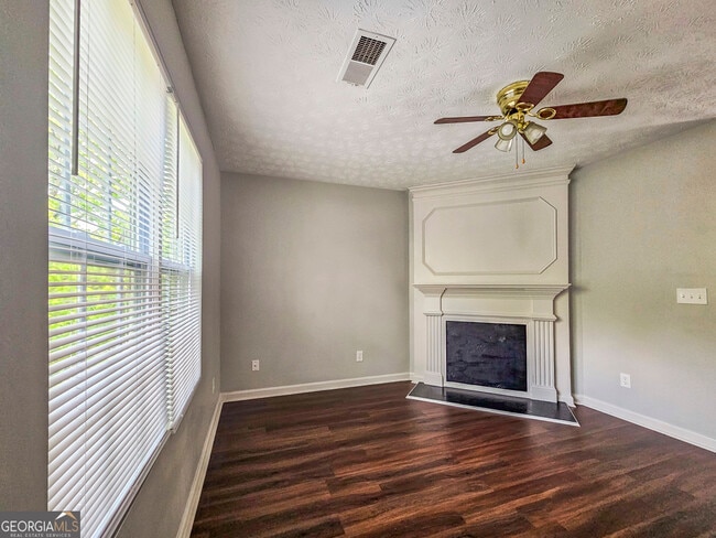 Photo - 3407 Homeward Trail