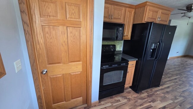 Photo - 2bed 1 bath home with detached garage