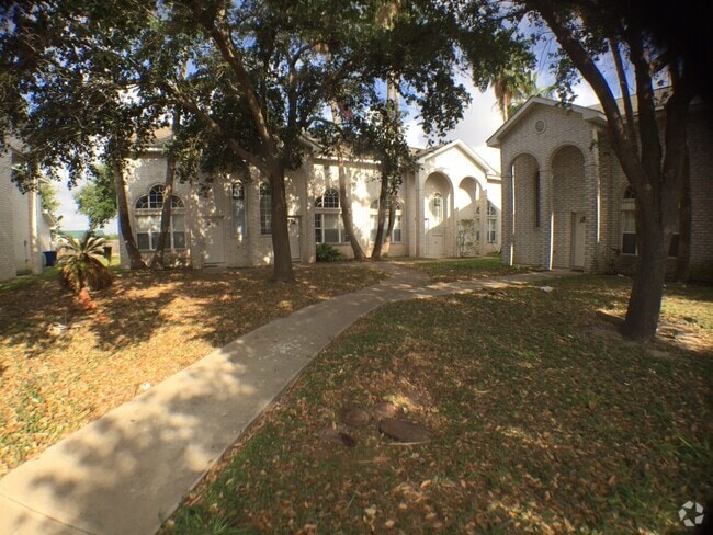 Building Photo - 2501 N I St Unit E3 Rental