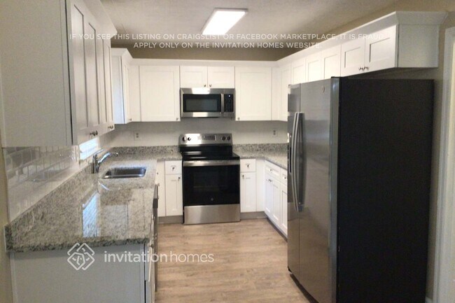 Photo - 921 David Dr