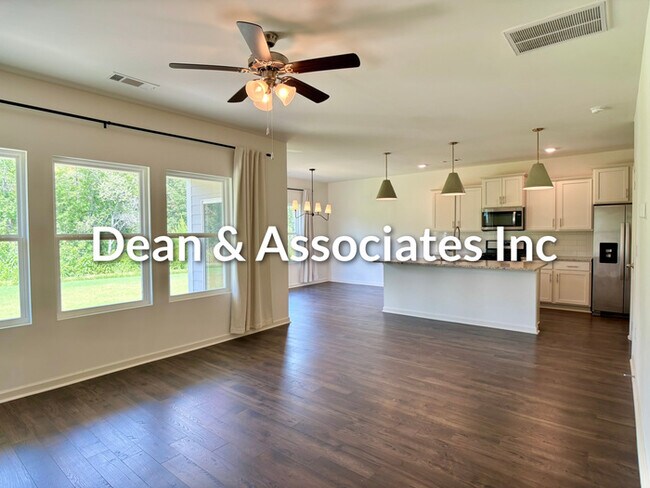 Photo - 464 Crossbridge Rd