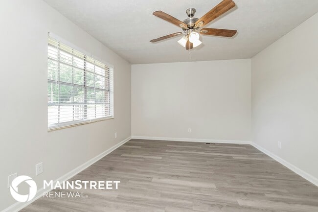 Photo - 920 Dayton Dr