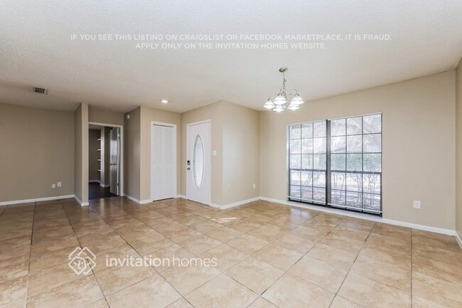 Photo - 1204 Letona Ln