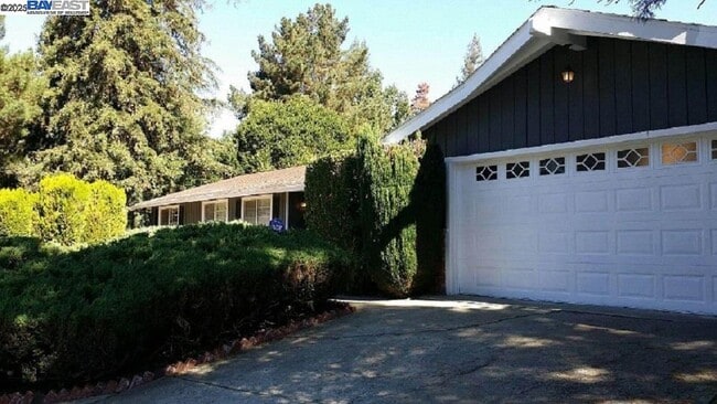 Photo - 3 Southwaite Ct Casa
