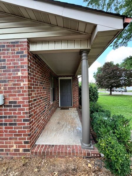 645 Lilly Ln