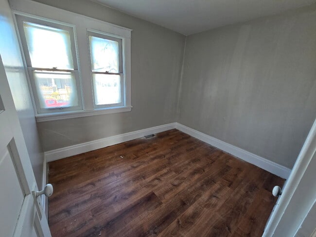 Photo - 2205 Michigan Ave