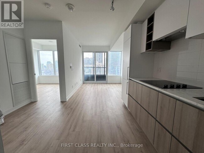 Photo - 319 Jarvis St Unité 801